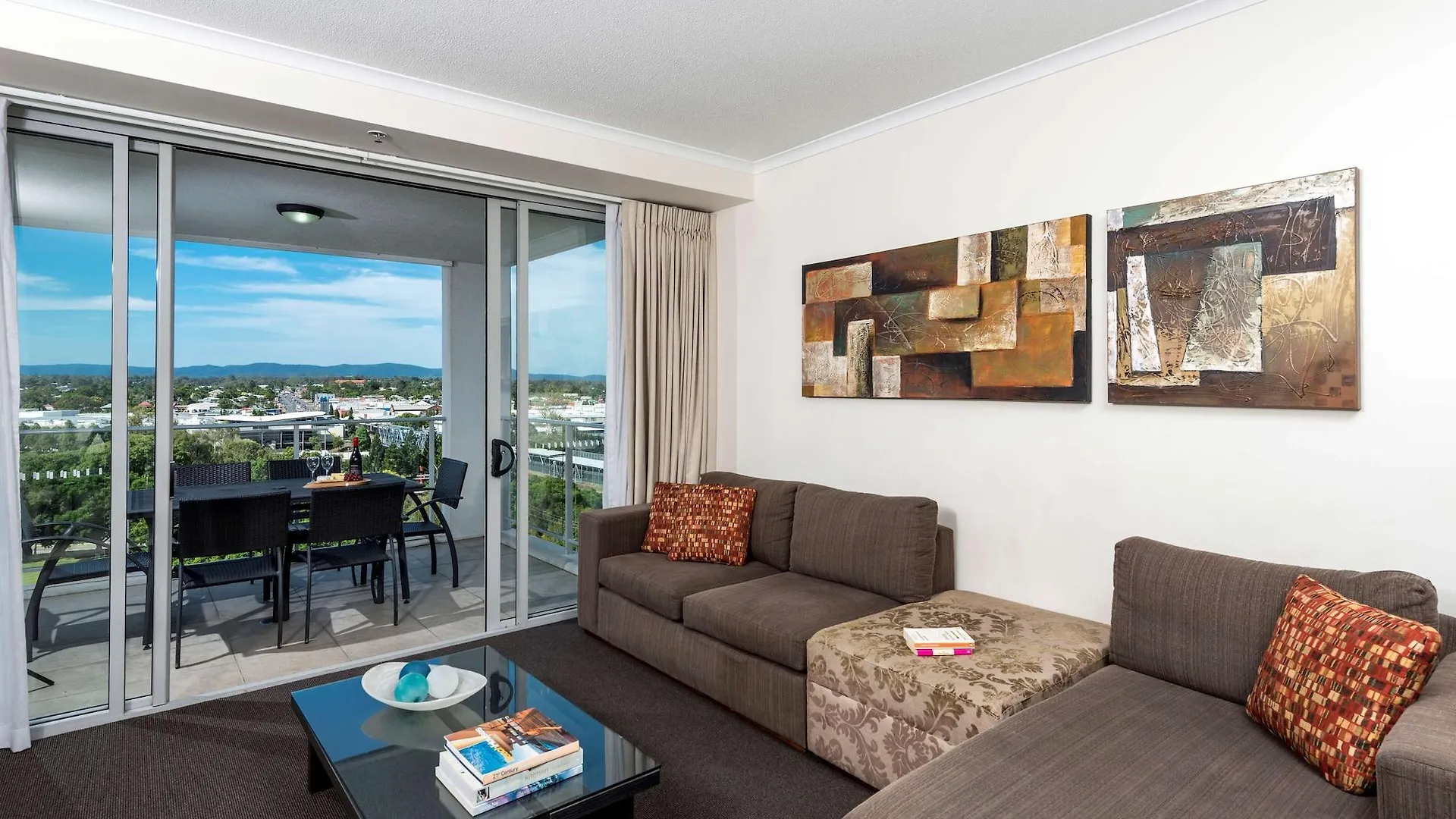 Oaks Ipswich Aspire Suites Aparthotel