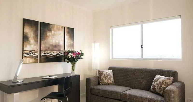 Oaks Ipswich Aspire Suites 4*,
