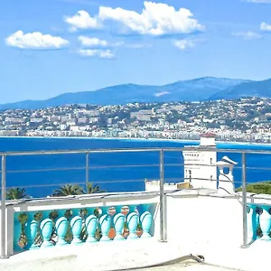 Dracoena Villa